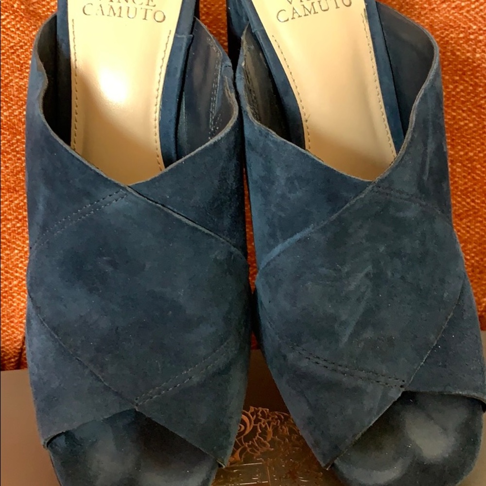 Suede mule